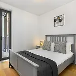 Whome Urban Elegance: A Modern Haven In Lisbon\'S Heart