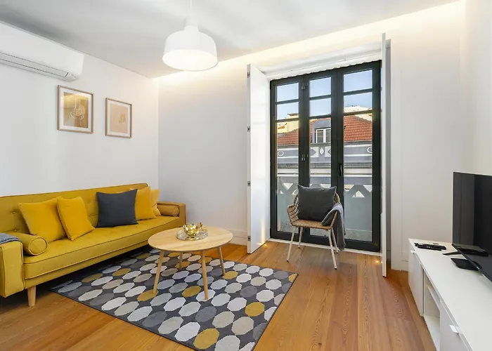 Whome Urban Elegance: A Modern Haven In Lisbon\'S Heart