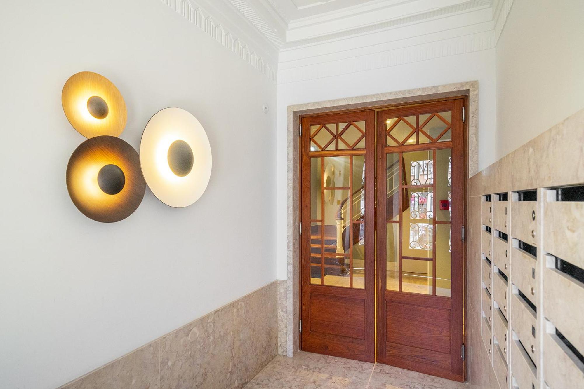 Apartment Whome Urban Elegance: A Modern Haven In Lisbon's Heart Lissabon